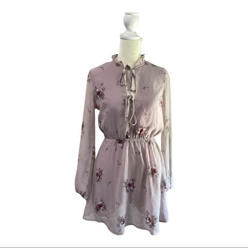𝅺NWT Full tilt lavender floral long sleeve dress Size XS